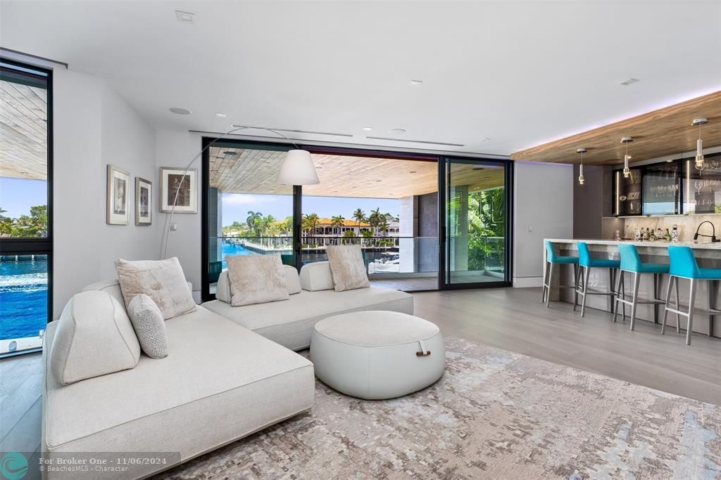 For Sale: $19,995,000 (5 beds, 5 baths, 7372 Square Feet)