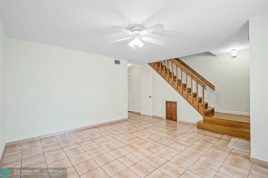 For Rent: $4,499 (3 beds, 2 baths, 1486 Square Feet)
