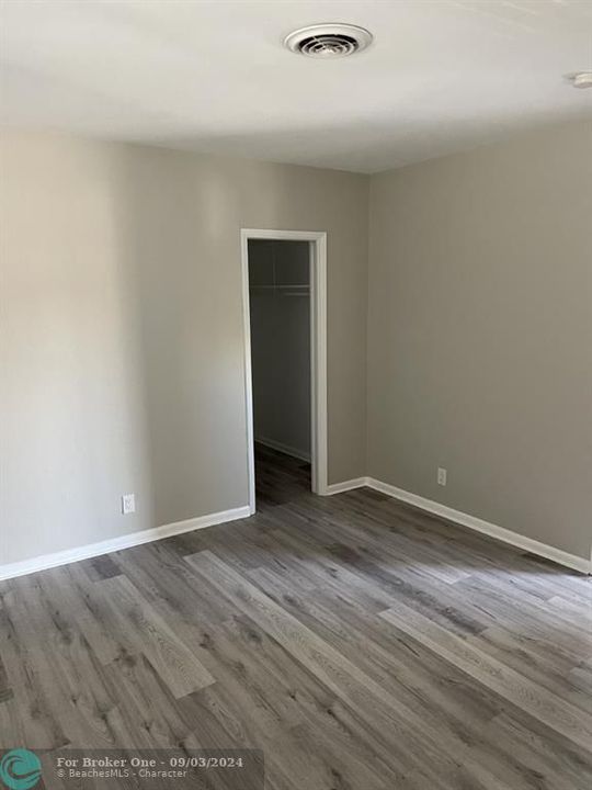 For Rent: $2,499 (2 beds, 2 baths, 4615 Square Feet)