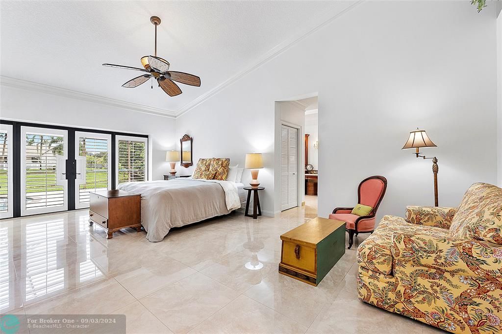 Recently Sold: $1,000,000 (4 beds, 3 baths, 2856 Square Feet)