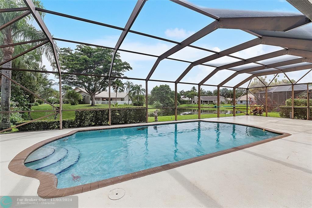 Recently Sold: $1,000,000 (4 beds, 3 baths, 2856 Square Feet)