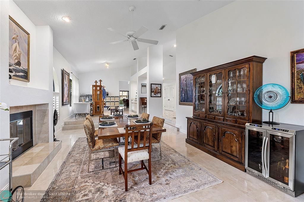 Recently Sold: $1,000,000 (4 beds, 3 baths, 2856 Square Feet)