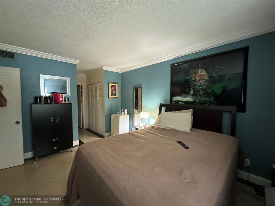 For Sale: $149,900 (1 beds, 1 baths, 675 Square Feet)