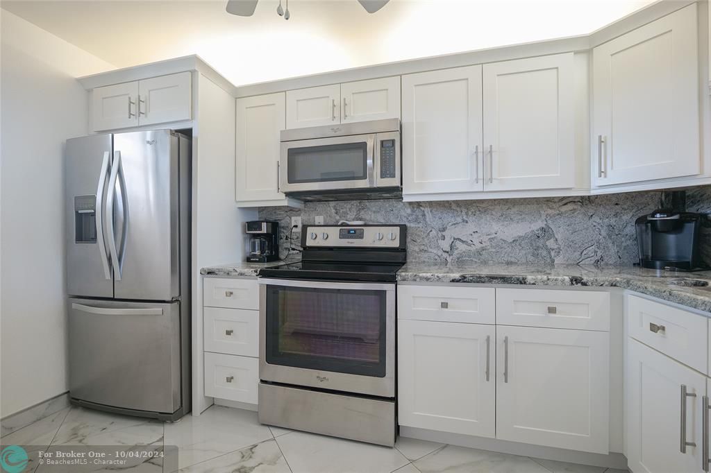 For Sale: $189,000 (2 beds, 2 baths, 1260 Square Feet)