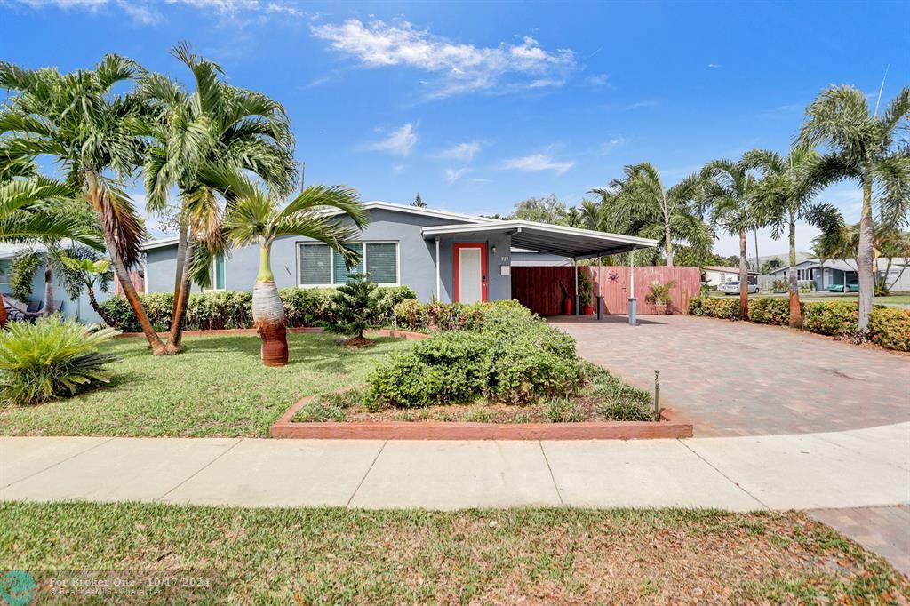 Recently Sold: $450,000 (3 beds, 2 baths, 1248 Square Feet)