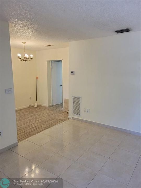 Recently Rented: $1,600 (1 beds, 1 baths, 0 Square Feet)