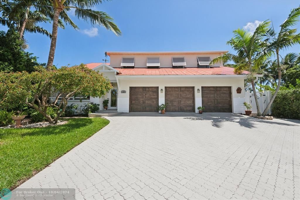 Recently Sold: $1,595,000 (4 beds, 4 baths, 3654 Square Feet)