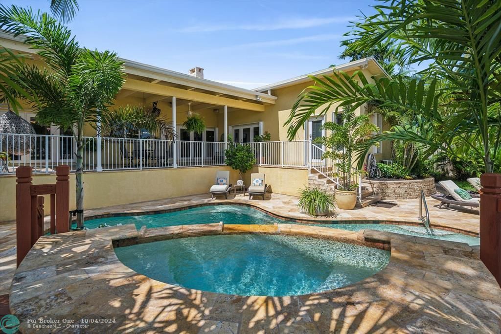 Recently Sold: $1,595,000 (4 beds, 4 baths, 3654 Square Feet)