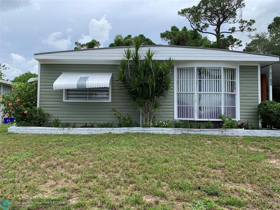 For Sale: $85,990 (3 beds, 2 baths, 1600 Square Feet)