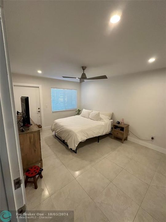 Vendido Recientemente: $310,000 (3 camas, 2 baños, 1045 Pies cuadrados)