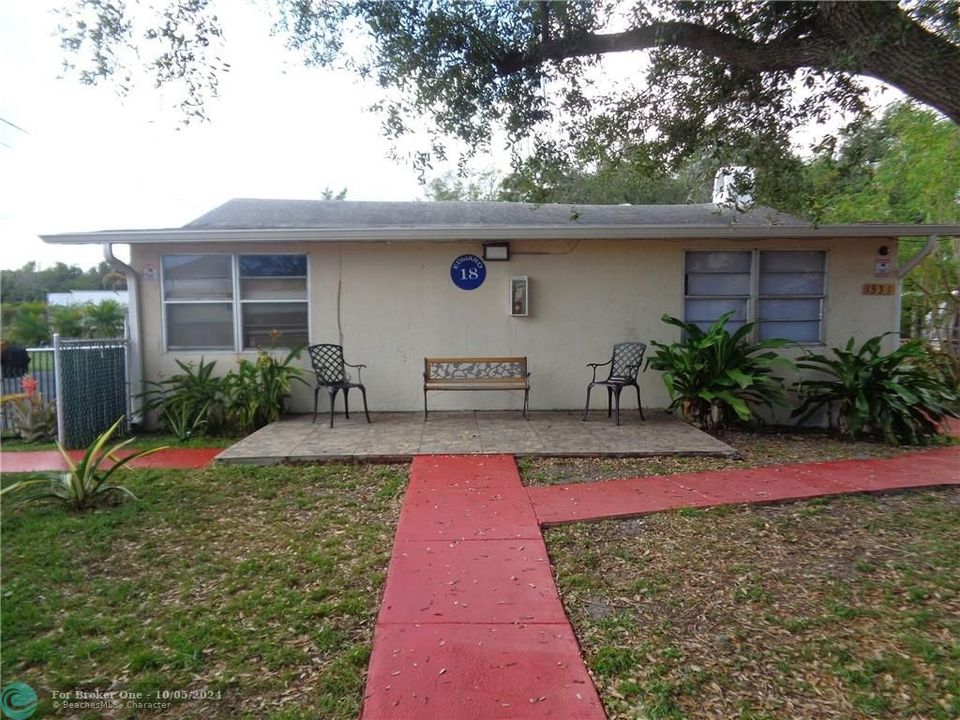 Recently Sold: $1,650 (1 beds, 1 baths, 650 Square Feet)