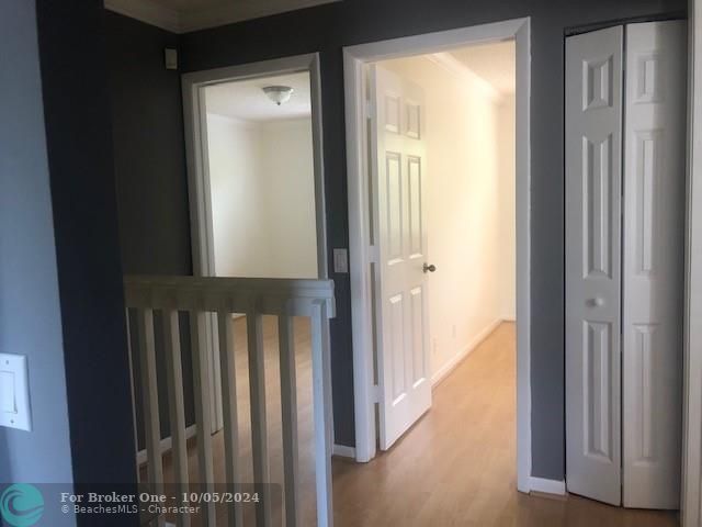 For Rent: $4,100 (4 beds, 2 baths, 1902 Square Feet)