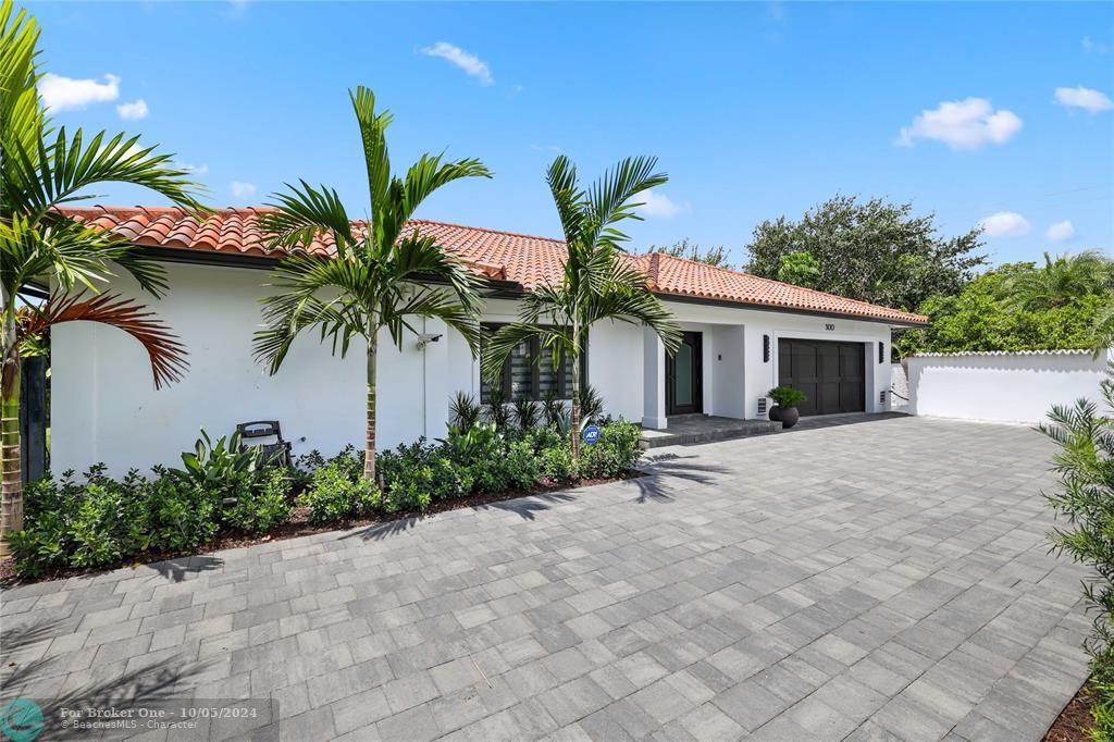 For Sale: $4,100,000 (4 beds, 3 baths, 2283 Square Feet)