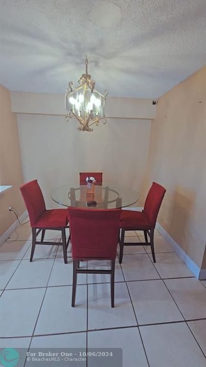 For Sale: $180,000 (2 beds, 2 baths, 1016 Square Feet)