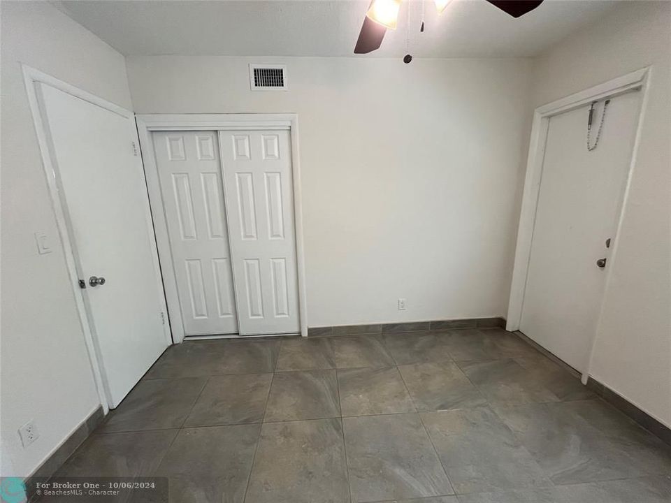 Recently Sold: $1,925 (2 beds, 1 baths, 8003 Square Feet)