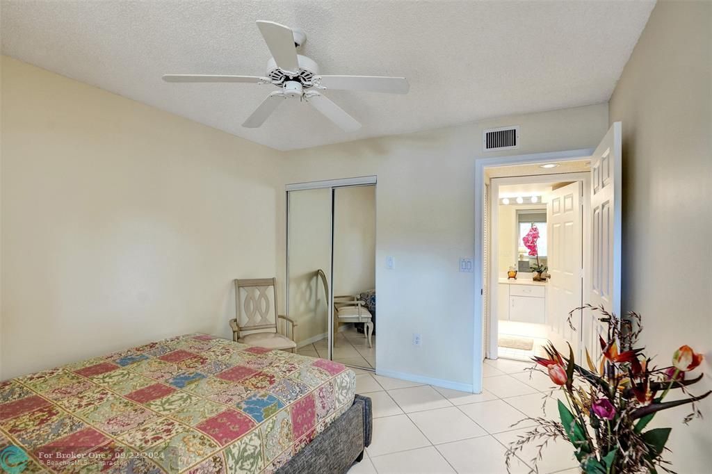 For Sale: $279,000 (2 beds, 2 baths, 1500 Square Feet)