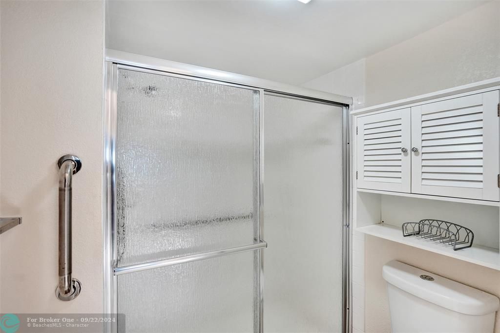 For Sale: $279,000 (2 beds, 2 baths, 1500 Square Feet)