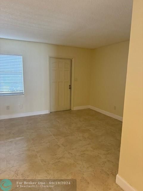 Recently Rented: $1,750 (1 beds, 1 baths, 770 Square Feet)