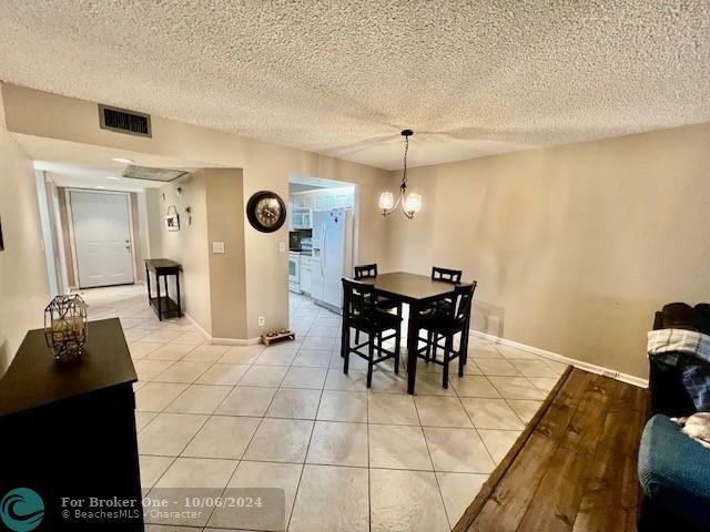 For Sale: $209,950 (2 beds, 2 baths, 1275 Square Feet)