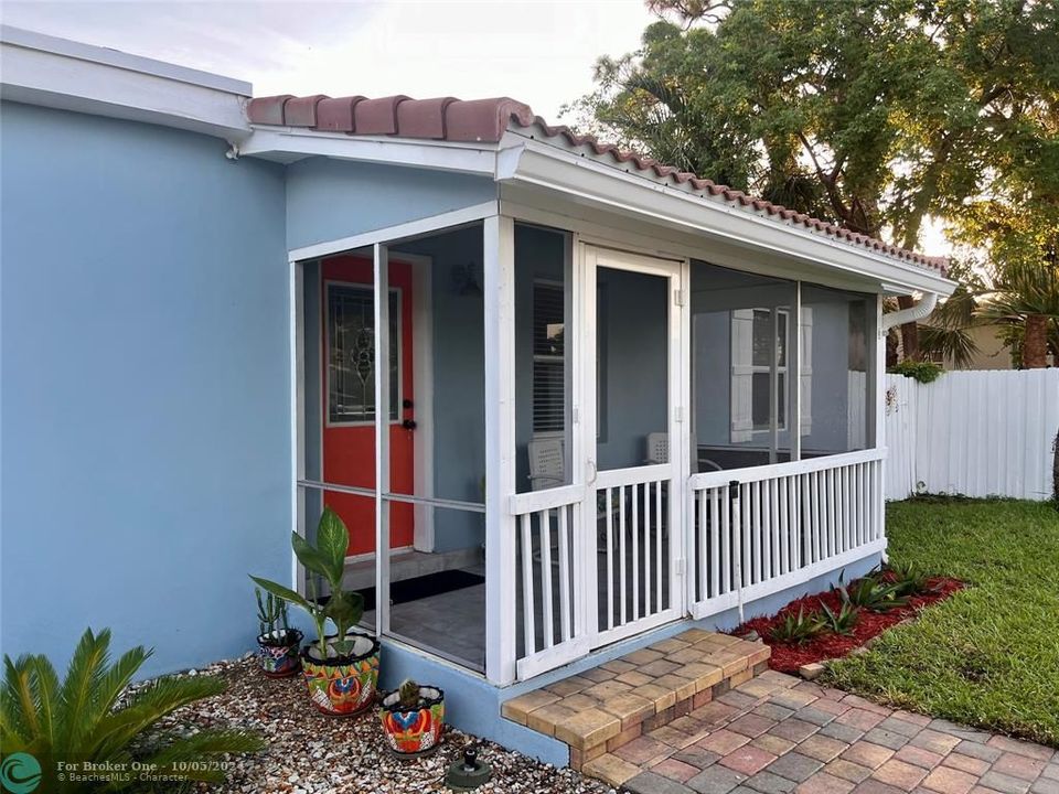 Recently Rented: $3,195 (2 beds, 2 baths, 1286 Square Feet)