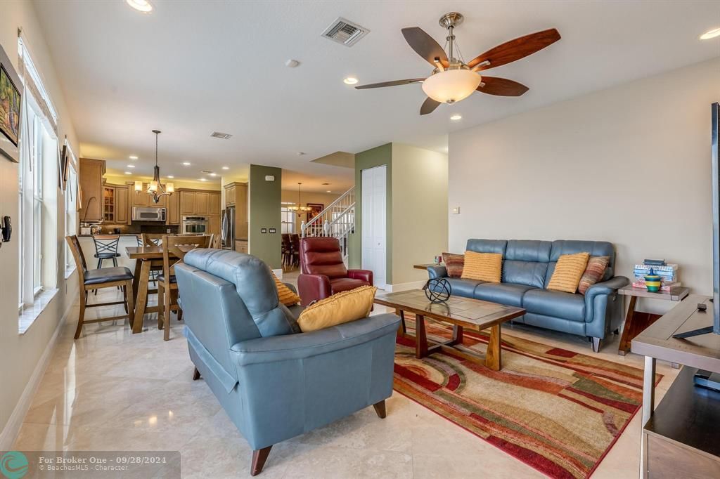 Active With Contract: $6,500 (5 beds, 3 baths, 3296 Square Feet)