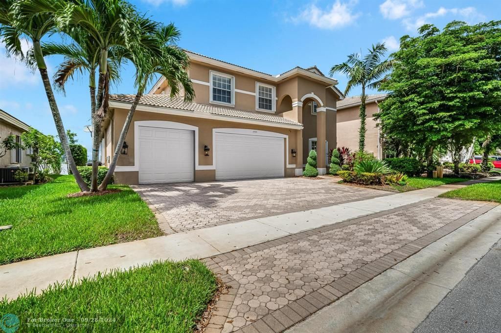 Active With Contract: $6,500 (5 beds, 3 baths, 3296 Square Feet)