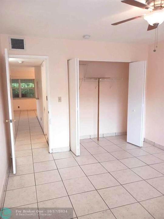 For Sale: $184,000 (2 beds, 1 baths, 816 Square Feet)