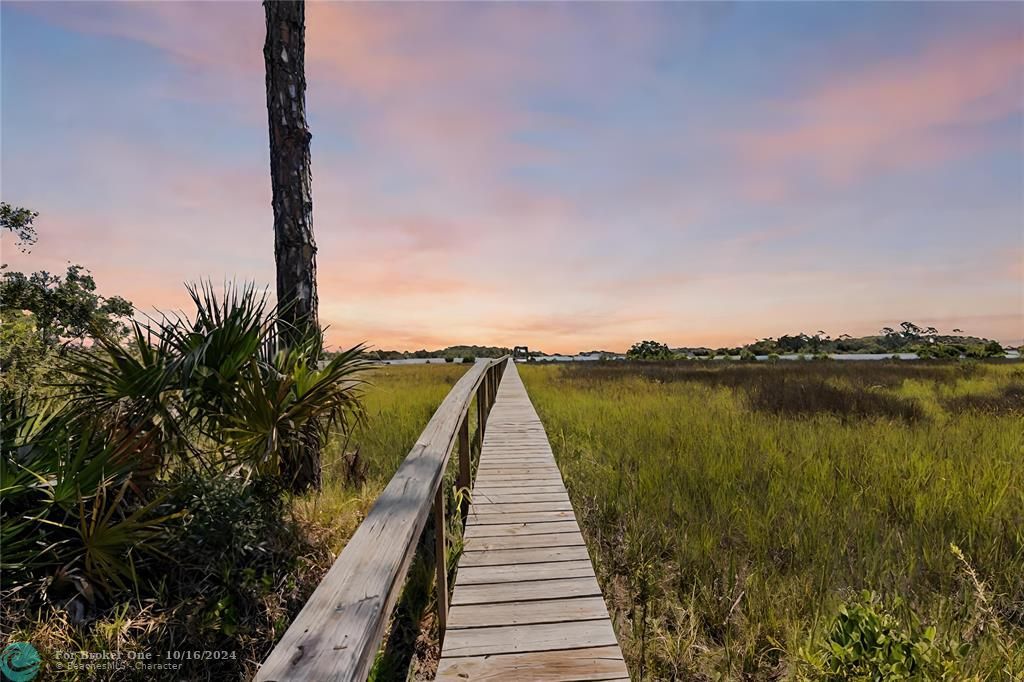 For Sale: $1,160,000 (3 beds, 2 baths, 1878 Square Feet)