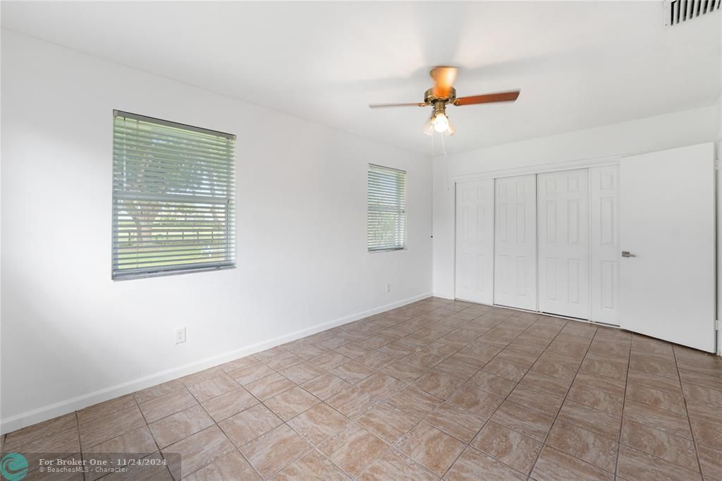 Active With Contract: $5,000 (3 beds, 2 baths, 2877 Square Feet)