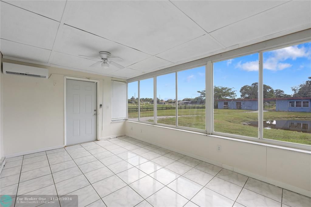 Active With Contract: $5,000 (3 beds, 2 baths, 2877 Square Feet)