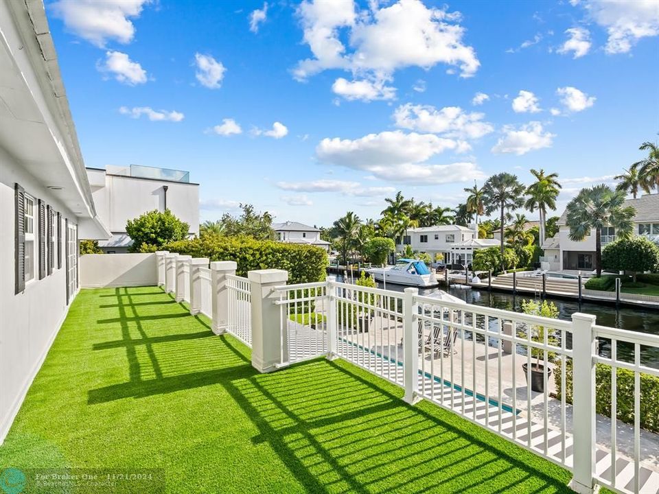 For Sale: $5,990,000 (7 beds, 6 baths, 5785 Square Feet)