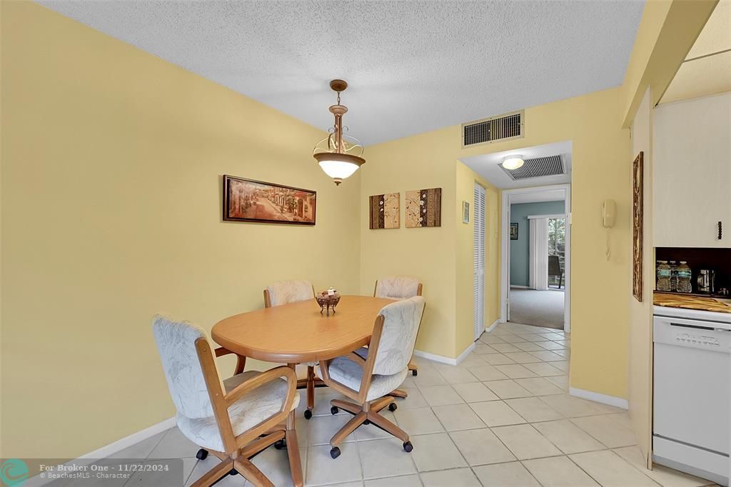 Active With Contract: $99,500 (1 beds, 1 baths, 764 Square Feet)