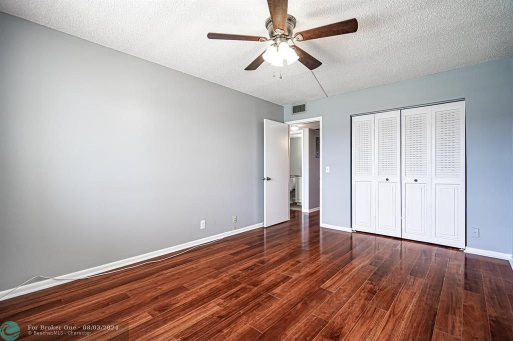 Recently Rented: $2,000 (2 beds, 1 baths, 861 Square Feet)