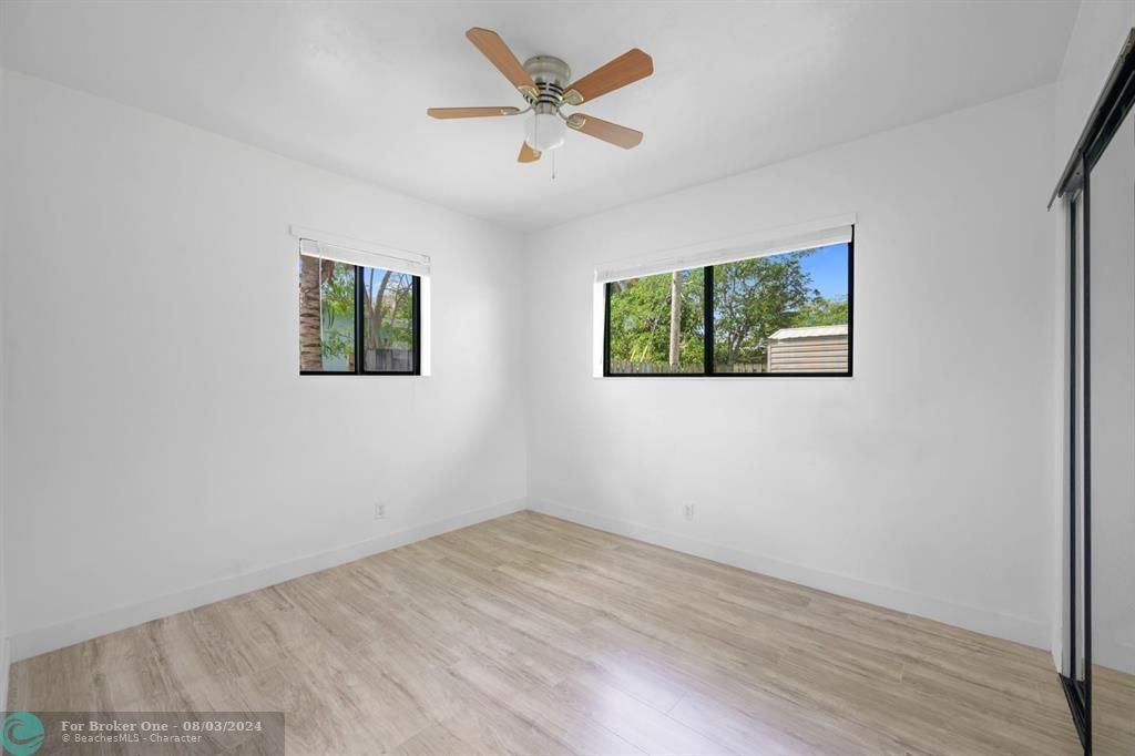 For Sale: $499,000 (3 beds, 2 baths, 1635 Square Feet)