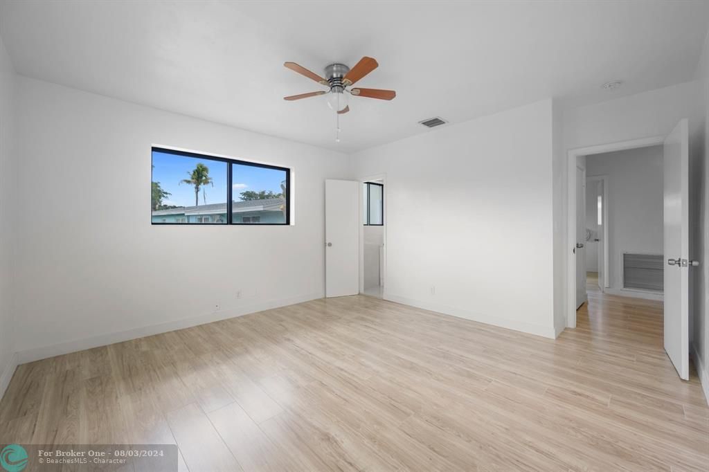 For Sale: $499,000 (3 beds, 2 baths, 1635 Square Feet)