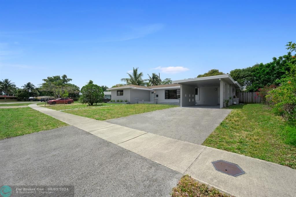 For Sale: $499,000 (3 beds, 2 baths, 1635 Square Feet)