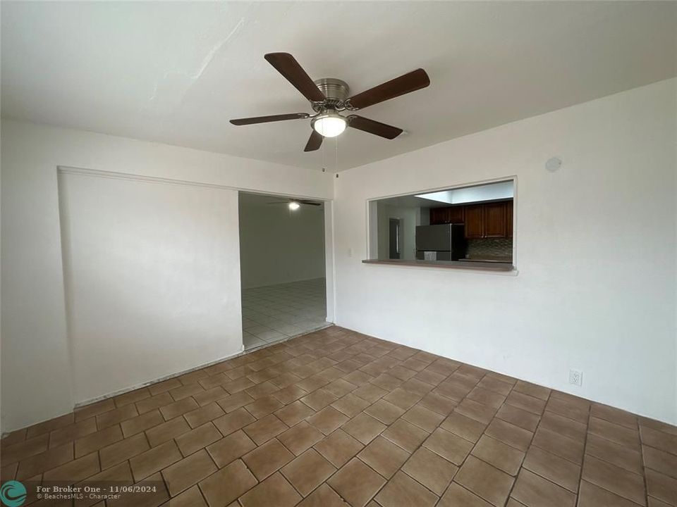 Active With Contract: $3,200 (5 beds, 2 baths, 2250 Square Feet)