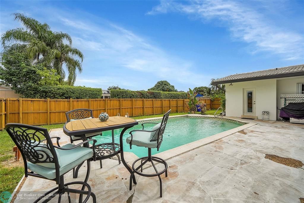 Active With Contract: $795,000 (4 beds, 2 baths, 2280 Square Feet)