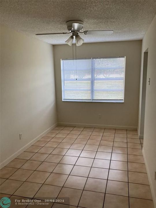 For Sale: $1,800 (2 beds, 1 baths, 0 Square Feet)