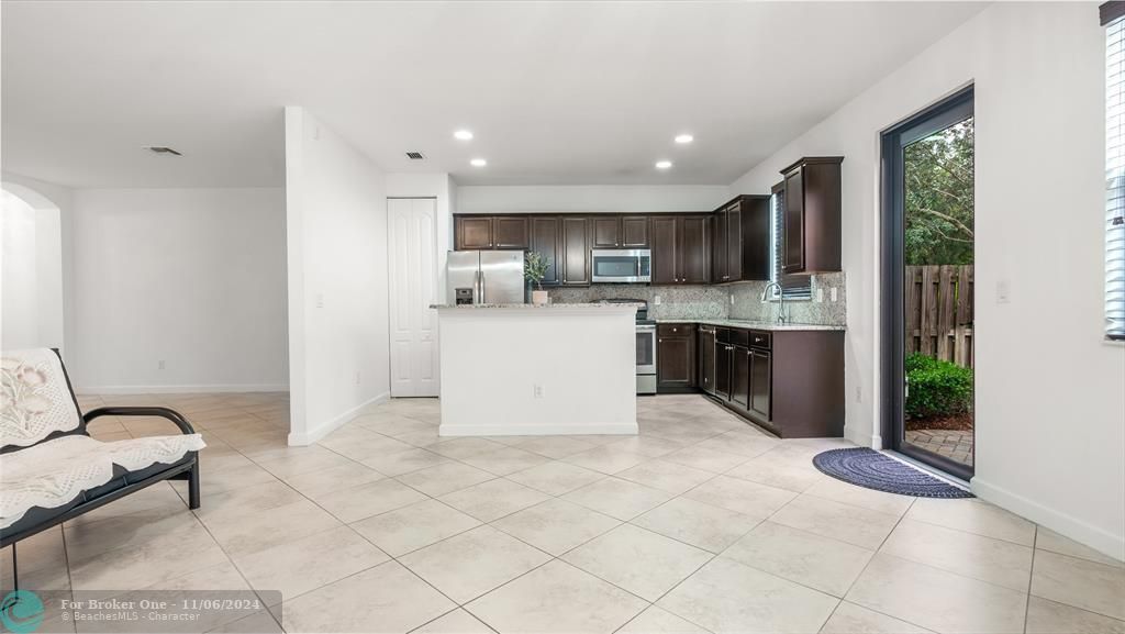 Active With Contract: $4,300 (4 beds, 3 baths, 1714 Square Feet)