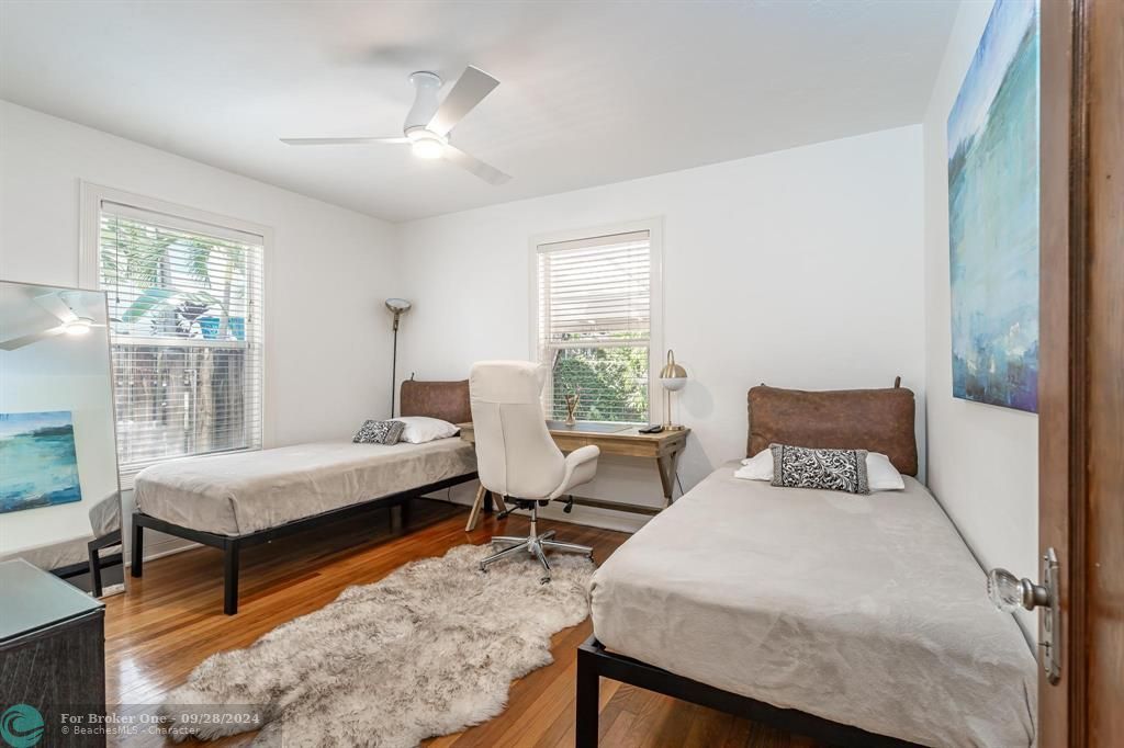 Active With Contract: $7,250 (3 beds, 2 baths, 2288 Square Feet)