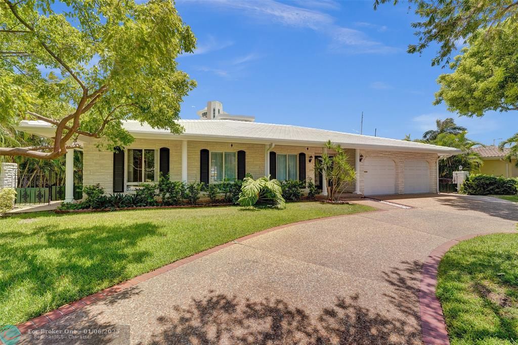 For Sale: $6,000,000 (4 beds, 3 baths, 2845 Square Feet)