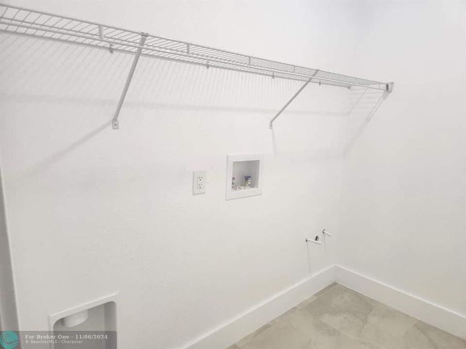 For Sale: $445,000 (3 beds, 2 baths, 1883 Square Feet)