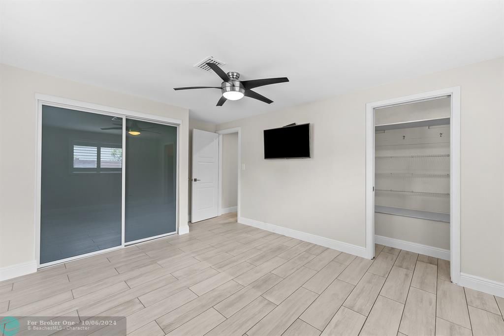 Active With Contract: $715,000 (2 beds, 2 baths, 1560 Square Feet)