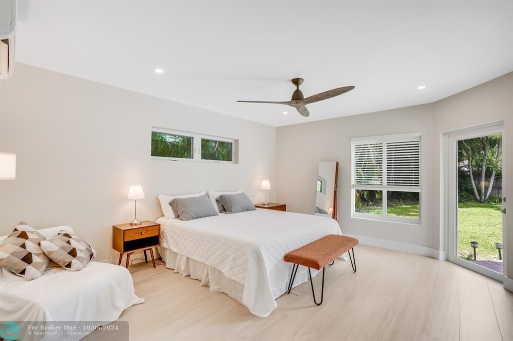 Active With Contract: $920,000 (3 beds, 2 baths, 1875 Square Feet)