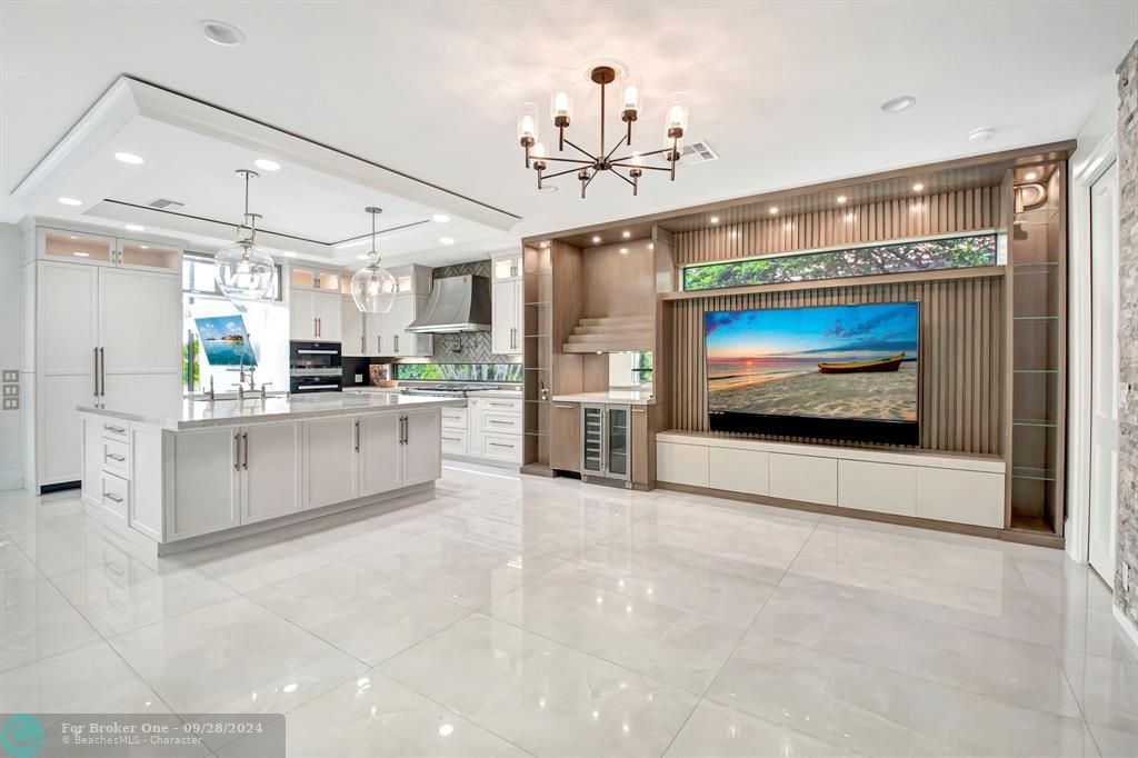 Active With Contract: $2,300,000 (4 beds, 4 baths, 3294 Square Feet)