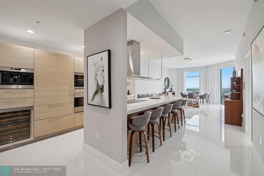 Recently Sold: $1,595,000 (3 beds, 3 baths, 2158 Square Feet)