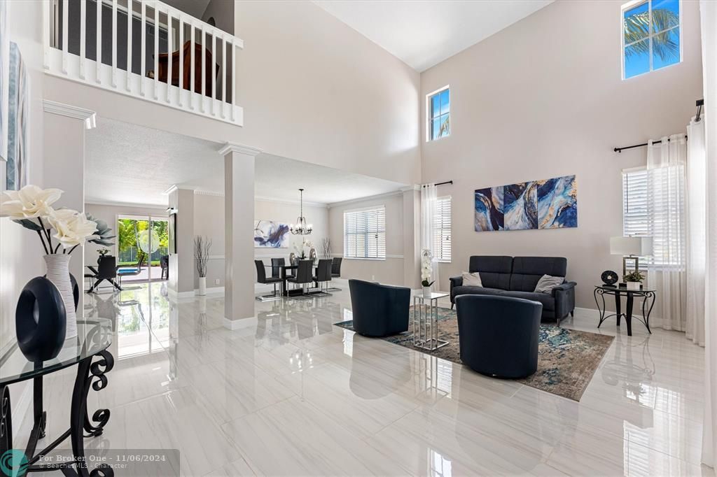 Active With Contract: $1,350,000 (5 beds, 4 baths, 3888 Square Feet)