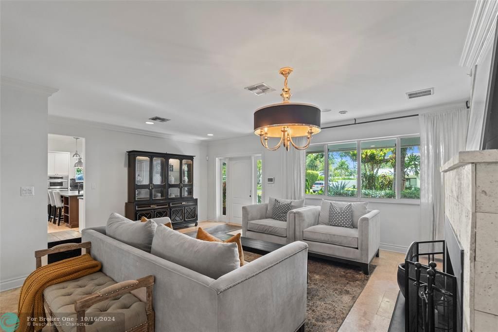 Active With Contract: $1,599,000 (4 beds, 2 baths, 2492 Square Feet)