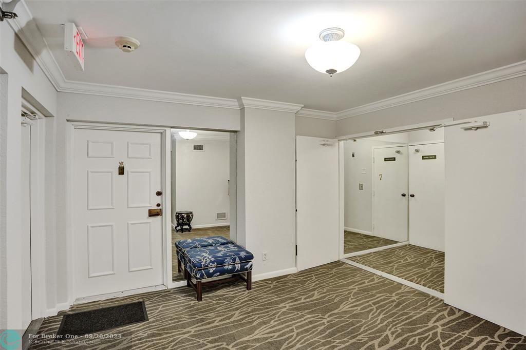 Active With Contract: $4,600 (3 beds, 2 baths, 1672 Square Feet)